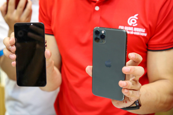 'Mổ xẻ' chiếc iPhone 11 Pro Max màu xanh rêu đầu tiên tại Hà Nội ảnh 9
