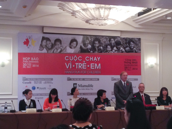 NSND Lê Khanh đồng hành cuộc chạy gây quỹ giúp trẻ em nghèo ảnh 1