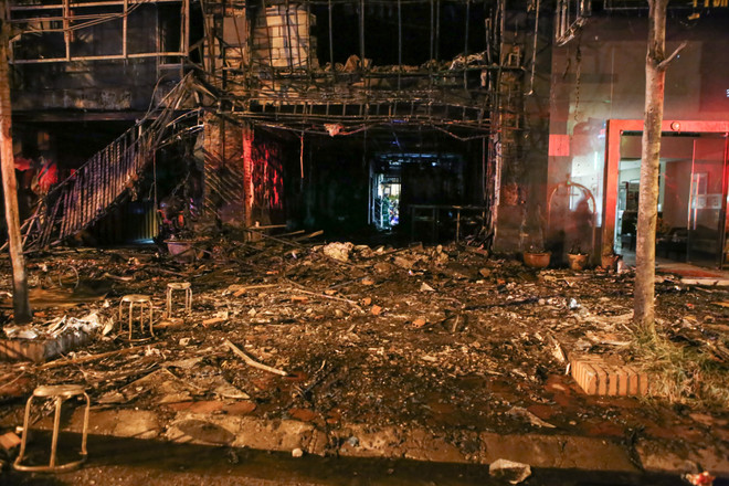 Hiện trường kinh hoàng sau vụ cháy quán karaoke ở phố Trần Thái Tông ảnh 2