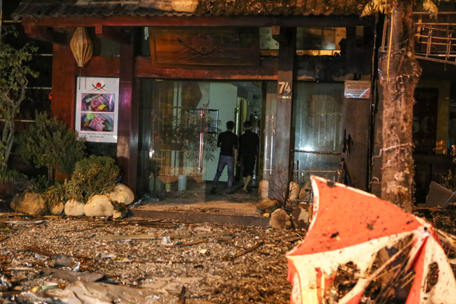 Hiện trường kinh hoàng sau vụ cháy quán karaoke ở phố Trần Thái Tông ảnh 7