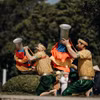Múa trống Chhay dăm- di sản văn hóa của người Khmer được trình diễn trên núi Bà Đen. (Ảnh: Sun World Ba Den Mountain)