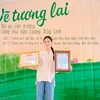 Hoa hậu Lương Thùy Linh vừa tiếp tục hành trình mang dự án “Vẽ tương lai" đến Điện Biên. (Ảnh: CTV/Vietnam+)
