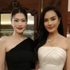 Hoa hậu Thiên Ân rạng rỡ "đọ sắc" cùng đương kim Miss World 2025