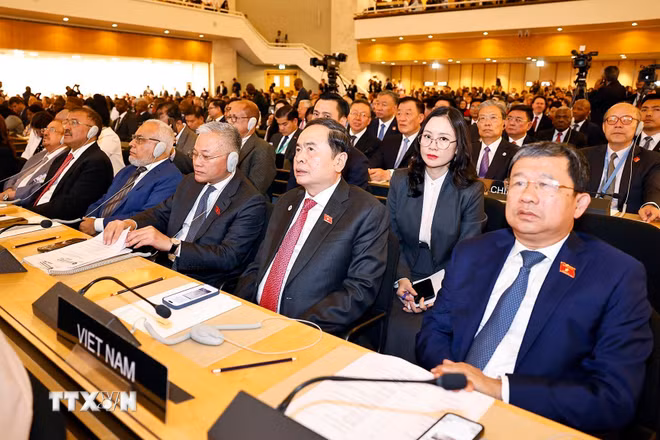 Việt Nam đóng góp chủ động, trách nhiệm trong Liên minh Nghị viện thế giới ttxvn-vna-potal-chu-tich-quoc-hoi-du-le-khai-mac-hoi-nghi-cac-chu-tich-quoc-hoi-the-gioi-lan-thu-6-8179080.jpg