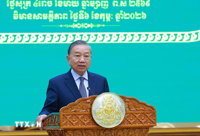 ttxvn-quoc-yen-chao-mung-tong-bi-thu-to-lam-tham-cap-nha-nuoc-toi-vuong-quoc-campuchia-8578084-4.jpg