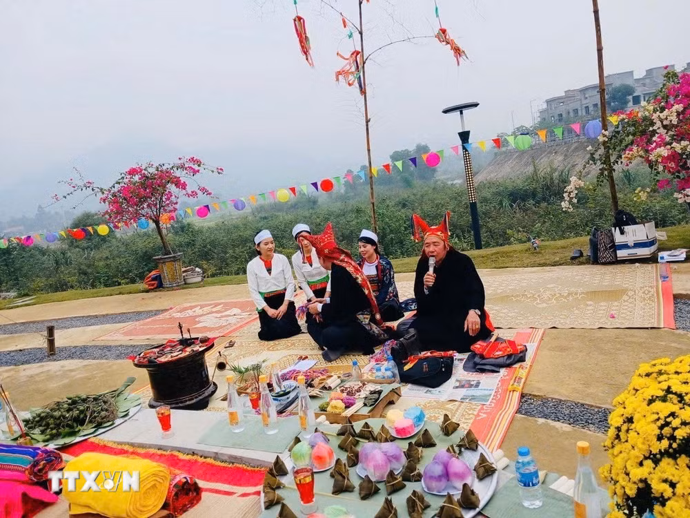 ttxvn-van-hoa-dan-toc-muong-1.jpg