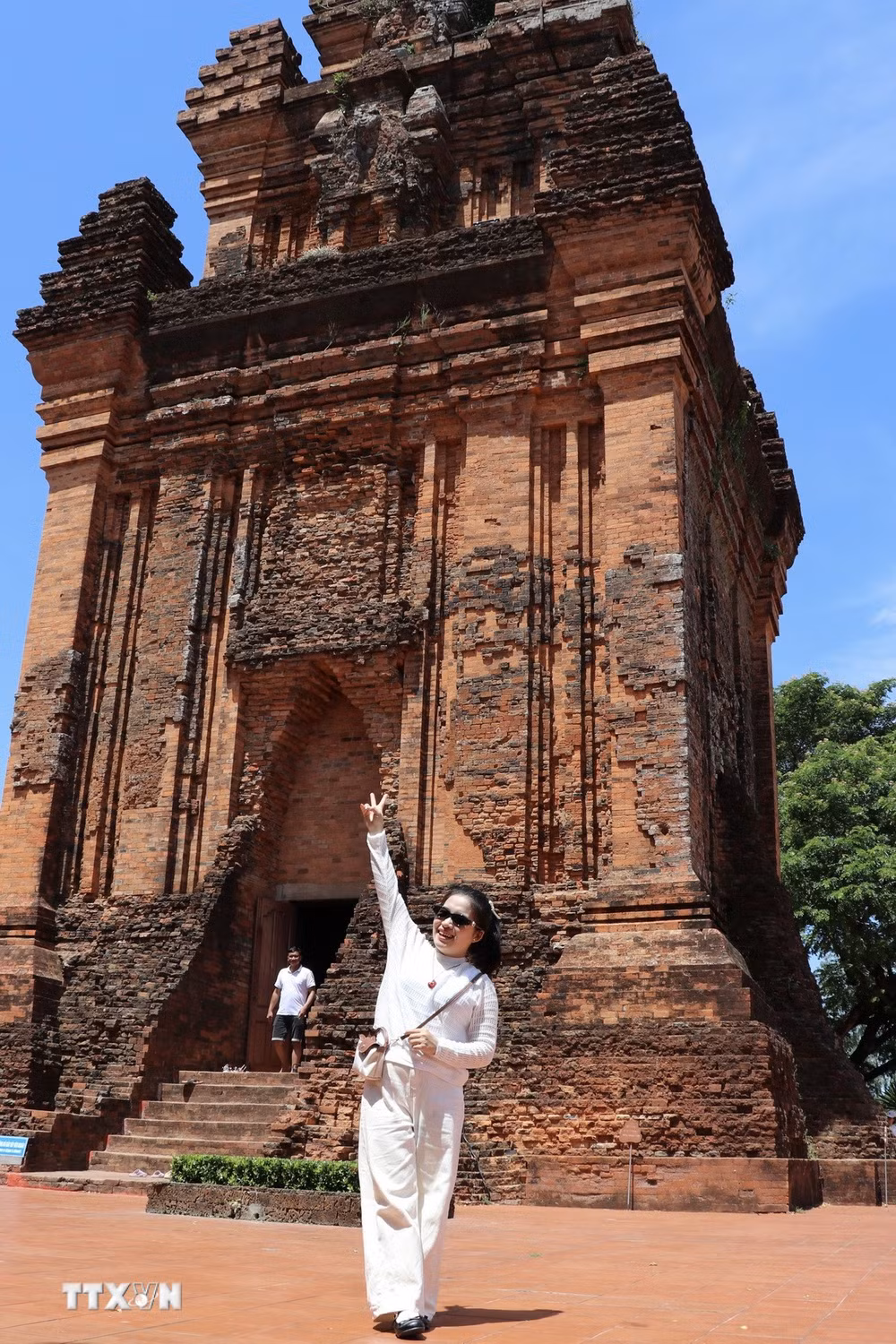 ttxvn-thap-nhan.jpg