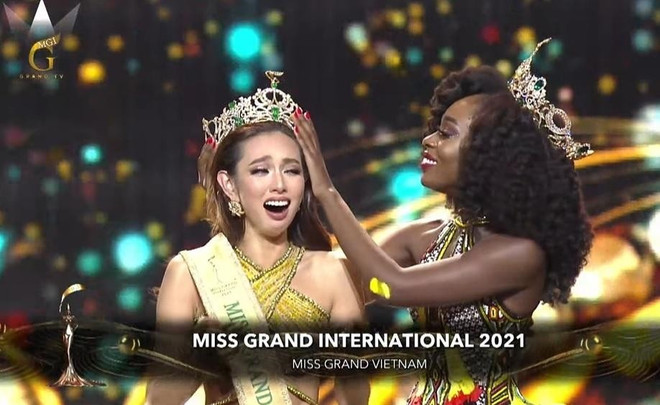 Thuy Tien's brilliant coronation moment at the international competition. chung-ket-miss-grand-international-2021-96.jpg