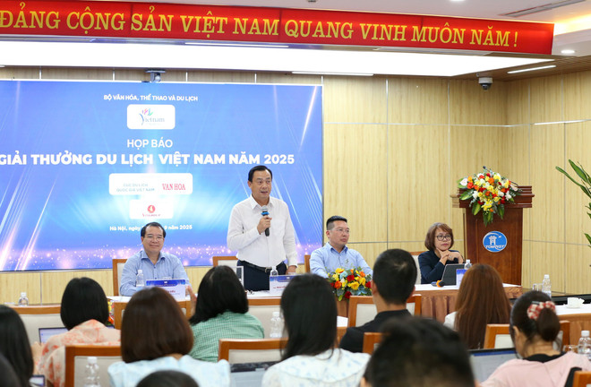 ទិដ្ឋភាពទូទៅនៃសន្និសីទសារព័ត៌មានអំពីពានរង្វាន់។ (រូបថត៖ CTV/Vietnam+) z7038153331657-2737c8684ecd982b174cd1954d608c19.jpg