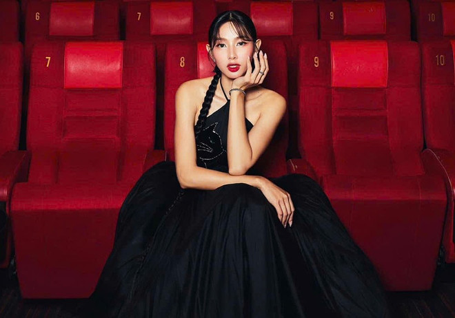 Thuy Tien, the beauty who made Vietnamese people proud when she won the international crown. thuy-tien-1.jpg