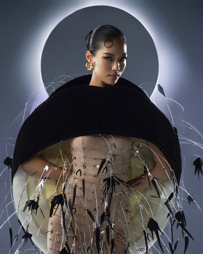 8-mai-hoa-top-3-vietnams-next-top-model-2025-trong-thu-thach-photoshoot-mang-concept-nhat-thuc.jpg