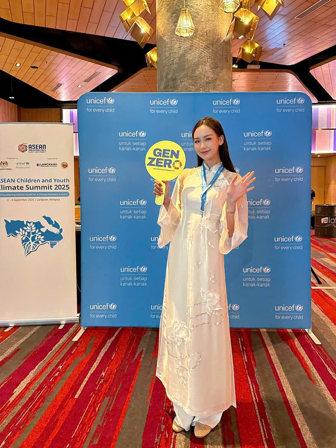 Nona Le Nguyen Bao Ngoc dalam perjalanan menuju Konferensi Umum 5.jpg