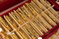 Vàng trang sức bày bán tại một cửa hàng. (Ảnh: TTXVN)