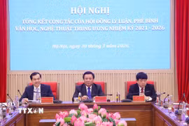 Giáo sư-Tiến sỹ Nguyễn Xuân Thắng, Chủ tịch Hội Lý luận Trung ương chủ trì. (Ảnh: Văn Điệp/TTXVN)