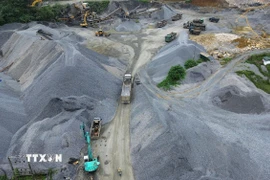 Một mỏ khai thác đá. (Ảnh: Quốc Khánh/TTXVN)
