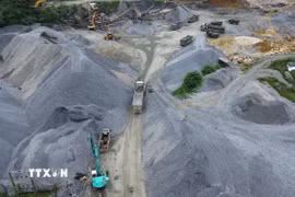 Một mỏ khai thác đá. (Ảnh: Quốc Khánh/TTXVN)