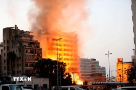 Tòa nhà bị phá hủy sau vụ không kích của lực lượng Israel xuống khu vực Bachoura thuộc Beirut, Liban ngày 12/3. (Ảnh: THX/TTXVN)