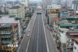 Cửa hầm phía Kim Đồng đã hoàn thiện cả hai bên. (Ảnh: Quốc Khánh/TTXVN)