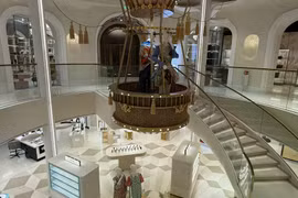 Bên trong cửa hàng Galeries Lafayette ở Mumbai. (Nguồn: WWD)