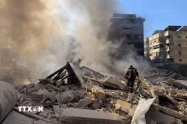 Quân đội Israel tấn công các mục tiêu của Hezbollah tại thủ đô Beirut của Liban. (Ảnh: THX/TTXVN)