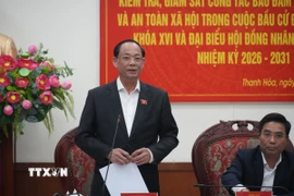 Phó Chủ tịch Quốc hội Trần Quang Phương ghi nhận và đánh giá cao tỉnh Thanh Hóa đã chủ động trong công tác bảo đảm an ninh, trật tự, an toàn xã hội cho cuộc bầu cử. (Ảnh: Hoa Mai/TTXVN)