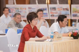 Thành viên Hội đồng chung khảo Giải báo chí quốc gia lần thứ 19 tham dự. (Ảnh: Minh Quyết/TTXVN)