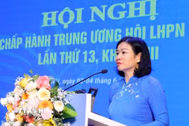 Bà Nguyễn Thị Tuyến, Ủy viên Trung ương Đảng, Chủ tịch Hội Liên hiệp Phụ nữ Việt Nam, phát biểu khai mạc hội nghị. (Ảnh: Văn Điệp/TTXVN)