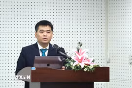 Tiến sỹ Phí Vĩnh Tường, Quyền Viện trưởng Viện Viện Kinh tế và Chính trị thế giới. (Ảnh: Anh Tuấn/TTXVN)