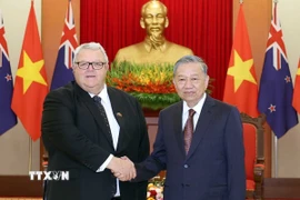 Tổng Bí thư Tô Lâm tiếp Chủ tịch Quốc hội New Zealand Gerry Brownlee. (Ảnh: Thống Nhất/TTXVN)