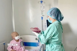 Sức khỏe của bệnh nhi đã cơ bản ổn định. (Ảnh: TTXVN phát)