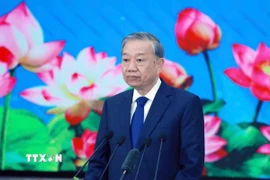 Tổng Bí thư Tô Lâm phát biểu chính sách tại Học viện Chính trị và Hành chính Quốc gia Lào. (Ảnh: Thống Nhất/TTXVN)