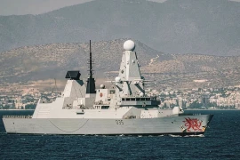 Tàu HMS Dragon ngoài khơi đảo Síp tháng 10/2020.