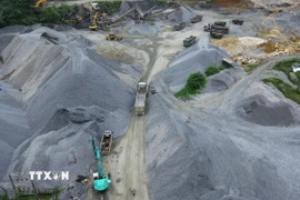 Một mỏ khai thác đá xây dựng. (Ảnh: Quốc Khánh/TTXVN)