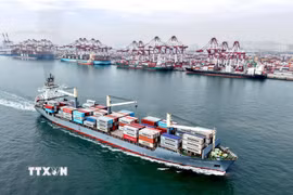 Quang cảnh cảng hàng hóa ở tỉnh Sơn Đông, Trung Quốc. (Ảnh: THX/TTXVN)