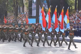 Các khối của Lực lượng Quân đội nhân dân Việt Nam tham gia Tổng duyệt. (Ảnh: Thanh Vũ/TTXVN)
