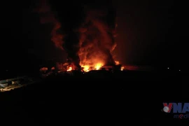 Lào Cai: Cơ bản dập tắt đám cháy lớn tại khu công nghiệp Âu Lâu