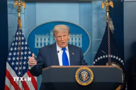 Tổng thống Mỹ Donald Trump phát biểu tại Nhà Trắng. (Ảnh: THX/TTXVN)