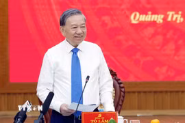 Tổng Bí thư, Chủ tịch nước Tô Lâm phát biểu chỉ đạo tại cuộc làm việc với Ban Thường vụ Tỉnh ủy Quảng Trị. (Ảnh: Thống Nhất/TTXVN)