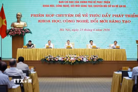 Thủ tướng Lê Minh Hưng, Trưởng Ban Chỉ đạo chủ trì Phiên họp chuyên đề về thúc đẩy phát triển khoa học, công nghệ, đổi mới sáng tạo. (Ảnh: Dương Giang/TTXVN)