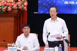Thứ trưởng Thường trực Bộ Giáo dục và Đào tạo Phạm Ngọc Thưởng phát biểu kết thúc cuộc họp. (Ảnh: Thanh Tùng/TTXVN)