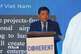 Phó Thủ tướng Chính phủ Nguyễn Chí Dũng phát biểu tại lễ khánh thành Nhà máy Coherent Việt Nam. (Ảnh: Sỹ Tuyên/TXVN)