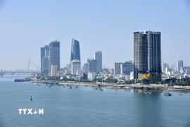 Nhiều doanh nghiệp tư nhân đầu tư vào lĩnh vực dịch vụ, bất động sản ở Đà Nẵng. (Ảnh: TTXVN phát)