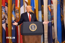 Tổng thống Mỹ Donald Trump phát biểu tại Nhà Trắng. (Ảnh: THX/TTXVN)