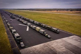 Một đoàn xe quân sự của Hà Lan, bao gồm cả hệ thống tên lửa phòng không Patriot. (Nguồn: Bộ Quốc phòng Hà Lan)