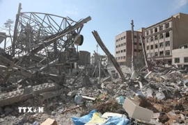 Đống đổ nát sau các cuộc tập kích tại Tehran, Iran ngày 4/3. (Ảnh: THX/TTXVN)