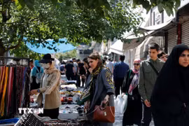 Người dân tại Tehran, Iran. (Ảnh: THX/TTXVN)