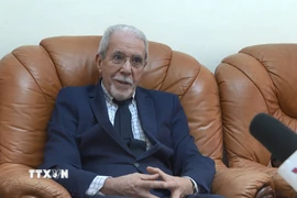 Ông Goumiri, chuyên gia kinh tế-chính trị Algeria. (Ảnh: Nguyễn An/TTXVN)