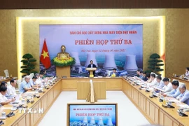 Thủ tướng Phạm Minh Chính, Trưởng Ban Chỉ đạo xây dựng nhà máy điện hạt nhân, chủ trì phiên họp lần thứ ba của Ban Chỉ đạo. (Ảnh: Dương Giang/TTXVN)