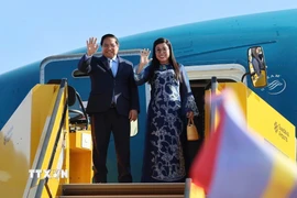 Thủ tướng Phạm Minh Chính và Phu nhân rời thủ đô Stockholm về nước, kết thúc tốt đẹp chuyến thăm chính thức Vương quốc Thụy Điển. (Ảnh: Dương Giang/TTXVN)