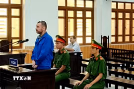 Bị cáo Roman Nikiforov tại phiên tòa. (Ảnh: Nguyễn Thanh/TTXVN)